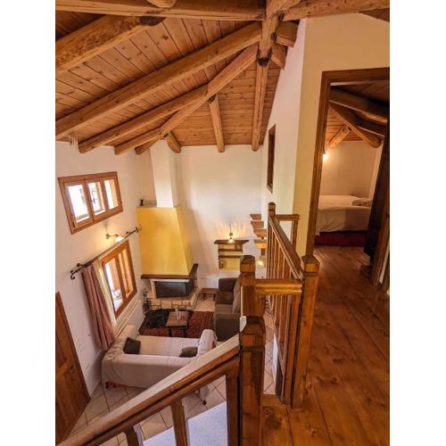 Diminio 4 Whole House Chalet