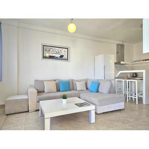 Dimitri Apartment - 176
