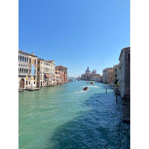 Dimora Contarini Charm Apartment on Grand Canal