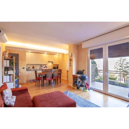 Dimora Gu -terrazza, vista lago, 100m da spiaggia