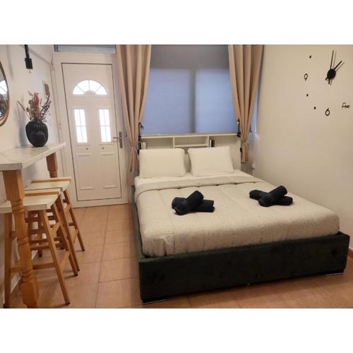 Dims Studio Paralia Ofryniou