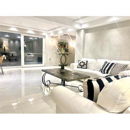 Dioni Luxury House