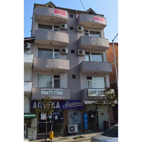 Dionis Hotel