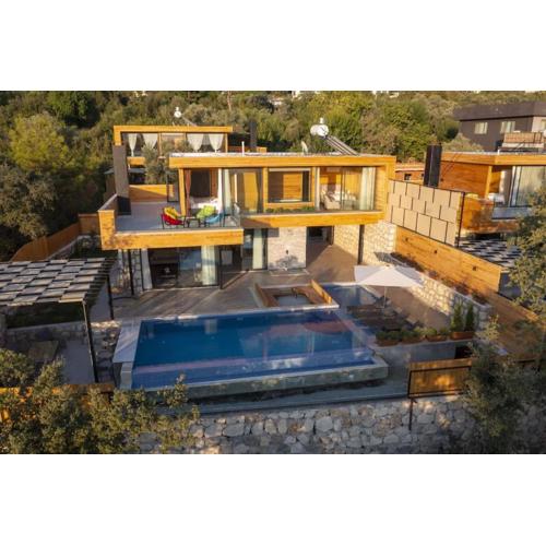 Doğa İçerisinde Lüks Villa Madeline