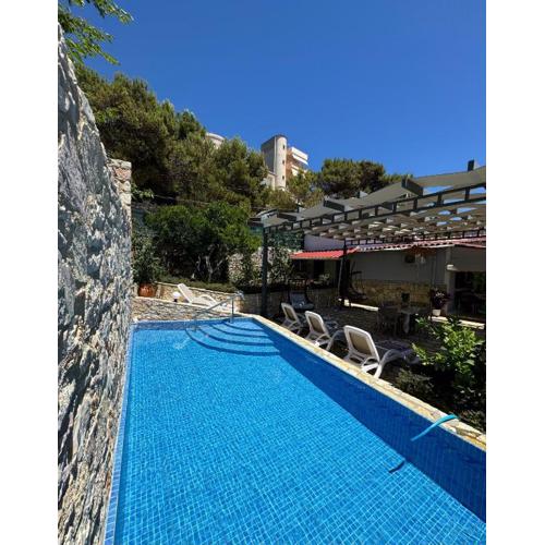 Dolce Vita Villa