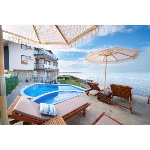 DOLPHIN BAY BOUTIQUE COMPLEX Sozopol