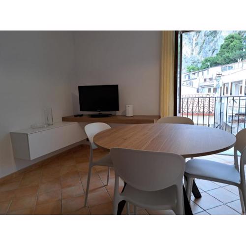 Domus Aurea San Vito House