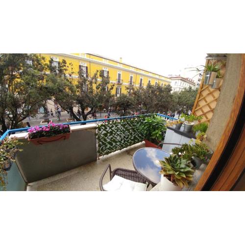 Domus Corso Umberto 18 B&B