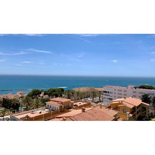 Don Gustavo Modern Apartment, Sea Views & Pool