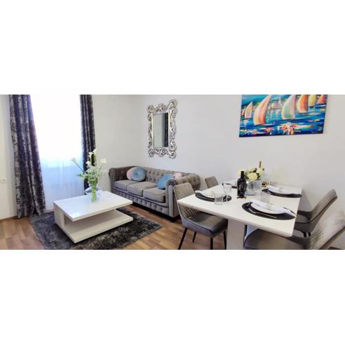 Donat & Zara Apartment