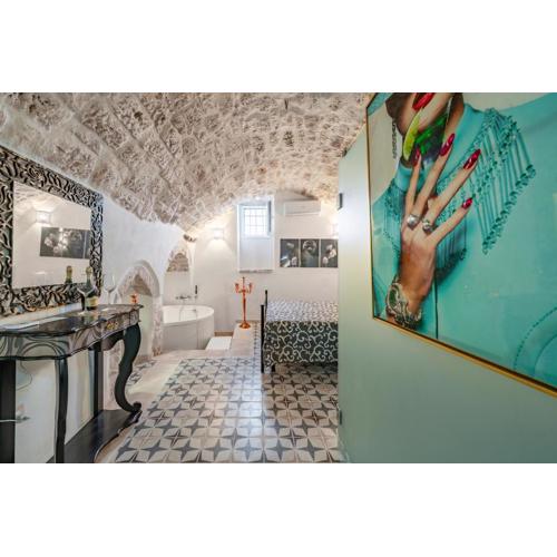 Donna Alfa Suite by Rentbeat