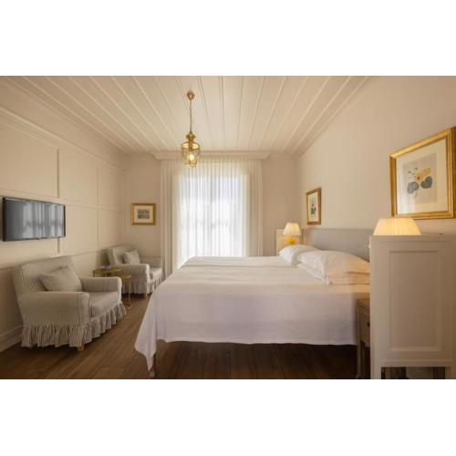 Dorion Hotel