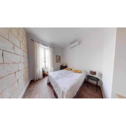 Double bedroom in St Julians in shared house