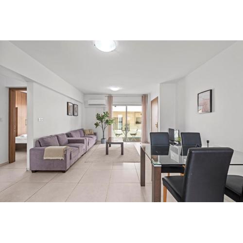 Downtown 2 Bedroom Apartment
