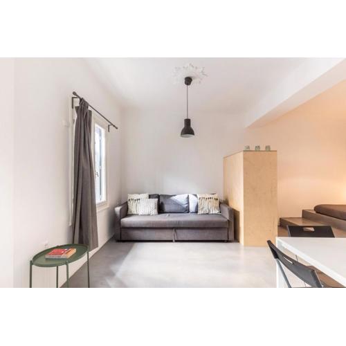 Downtown Athens comfy studio Walk Everywhere