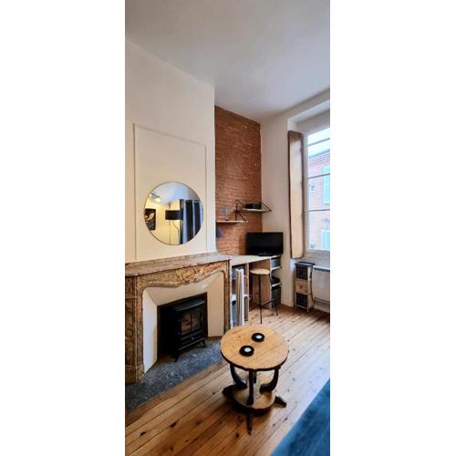 DUPLEX CHARMANT- Hypercentre - Clim - Métro - WiFi