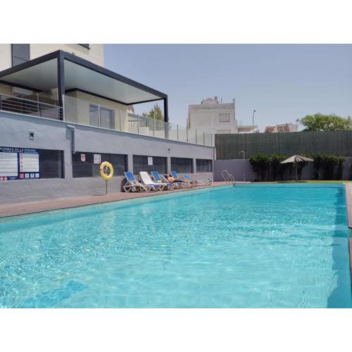 Duplex con piscina, parking y wifi a 250m de la playa