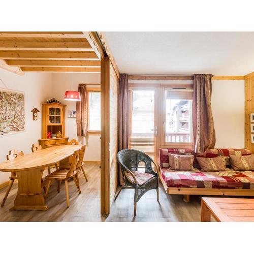Duplex cosy 6 pers à 150m des pistes avec parking gratuit, balcon, appareils à raclette et fondue - FR-1-329-86
