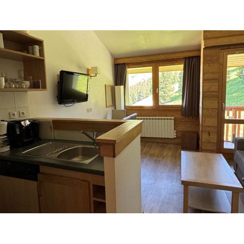 Duplex cosy à Belle Plagne - Ski aux pieds, balcon, piscine, bien-être, animaux admis - FR-1-181-2821
