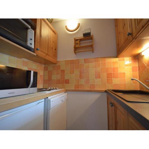 Duplex cosy pour 10 personnes à Reberty 1850, au pied des pistes, avec balcon et parking couvert - FR-1-452-239