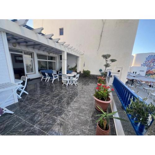 Duplex Monastir avec terrasse sur la marina