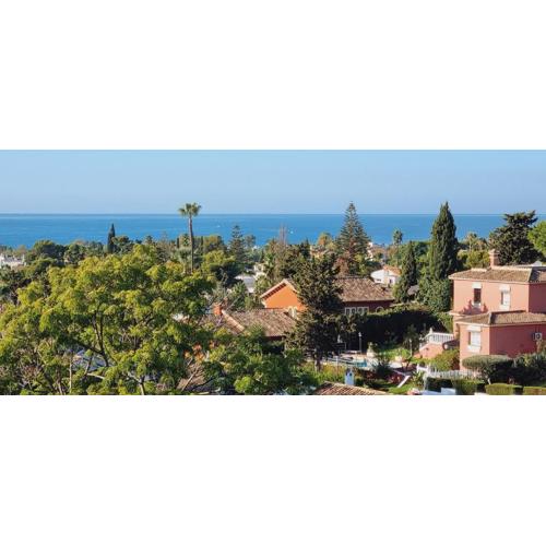 Duplex Nueva Andalucía con maravillosas vistas al mar
