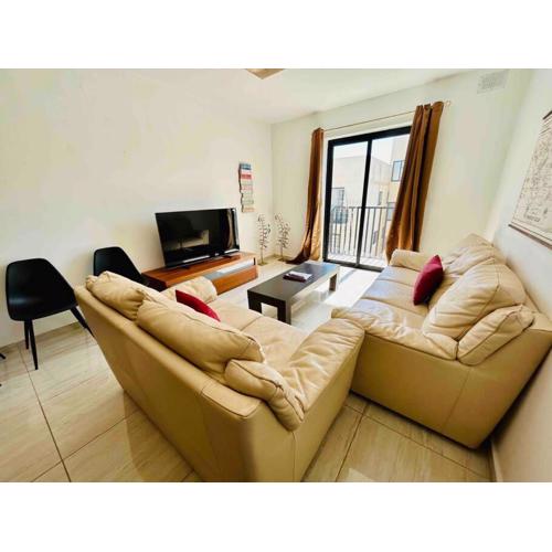 Duplex Whiskey Home 200m away from the Sea and the Square