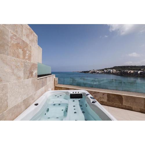 Duplexpenthouse Seafront With Hot Tub By Homely