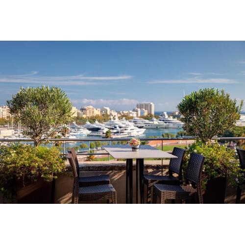 Duquesa Suites Landmark Hotel by Grup Duquessa