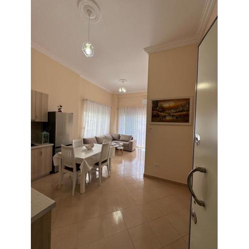 Durres Lovely Apartment with Balcony