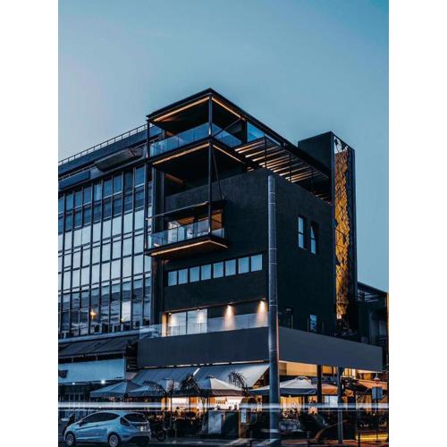 Earth Boutique Apartments next to Stavros Niarchos