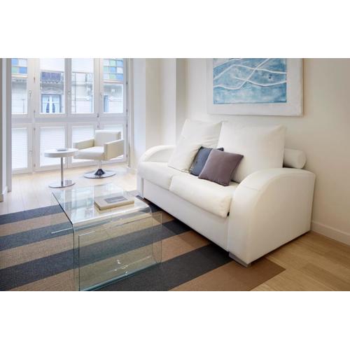 Easo Suite 2C by FeelFreeRentals