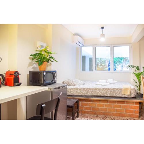 Easy Stay flat in the most Vibrant neigborhood of Athens!