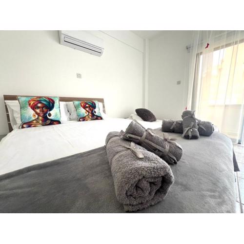 EASYBOOKCY Apartment 205