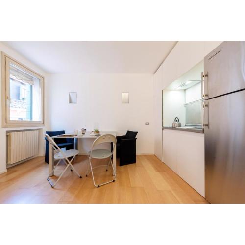 Easylife - Amazing apartment at Rialto Venezia