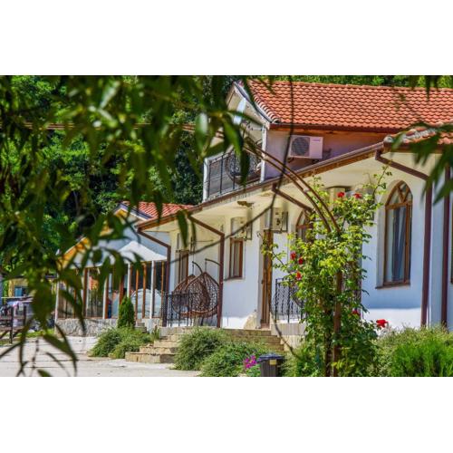 Eco Complex Izvori