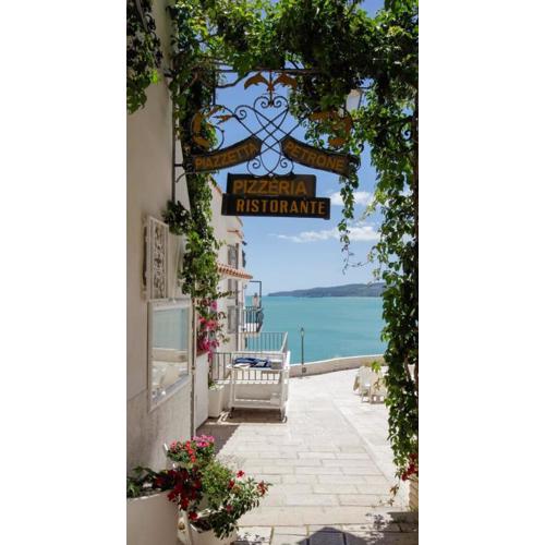 Eco-Dimore - Centro Storico Piazzetta Petrone