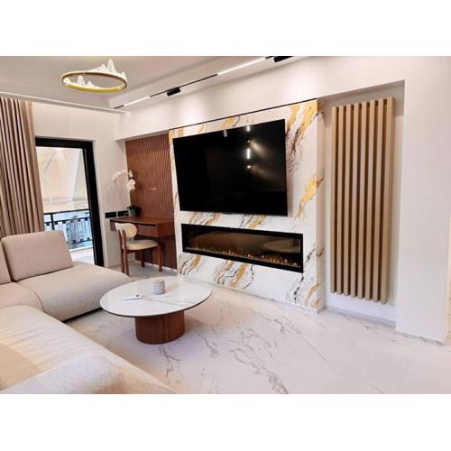 EcoStay Celebrity 2 BDR luxurious apartment by the sea#