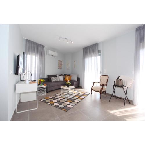 Edem Beach Apartment with Sea View by Athenian Homes