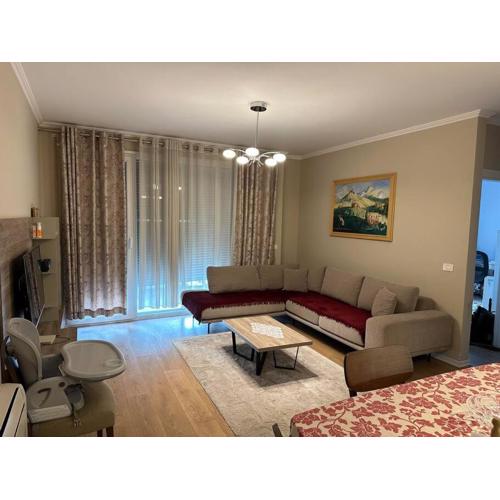 Eden Central Apartment - Modern 2BR in Tirana City Center