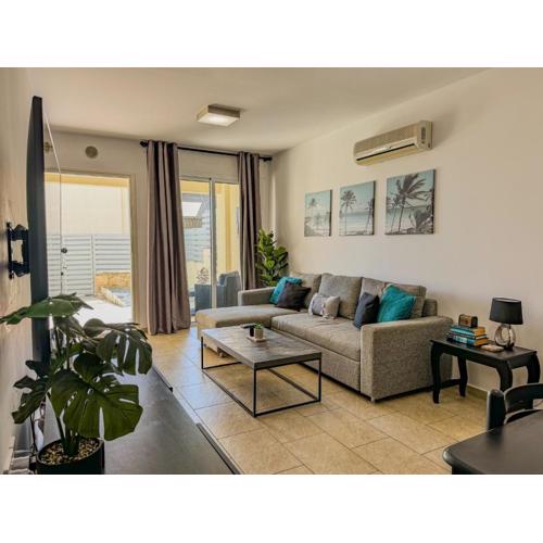 Eden Serenity 1B, Paphos, Pool