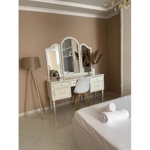 Edion Center Apartment