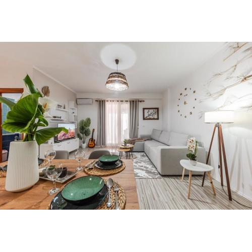 EF Sunshine 3 bedrooms Full Sea View