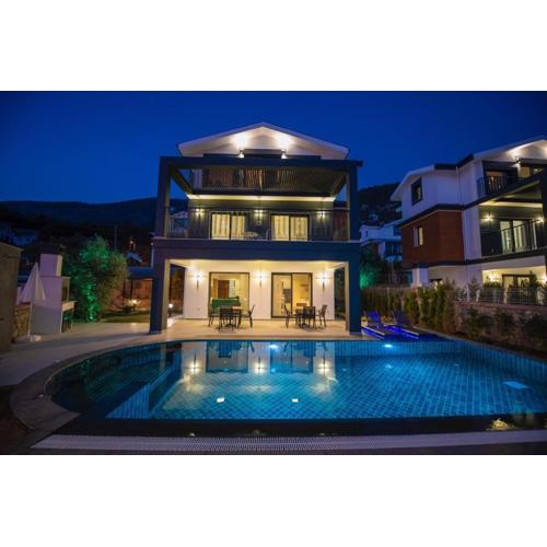 EFE VILLA