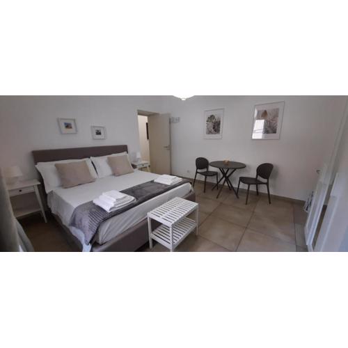 Efebo Rooms