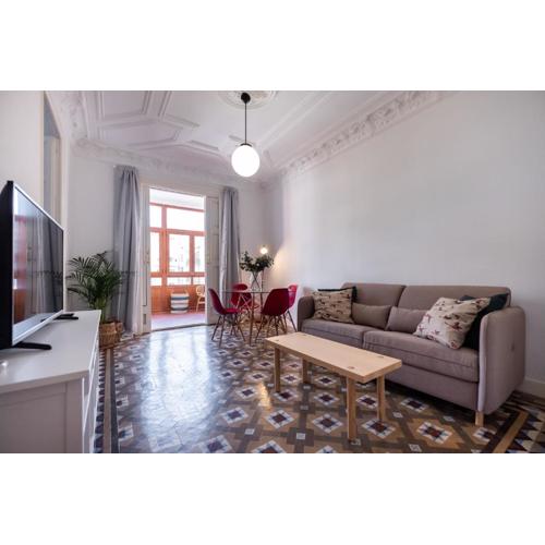 eg21- MODERNIST AND ELEGANT APARTMENT IN BCN CITY CENTER