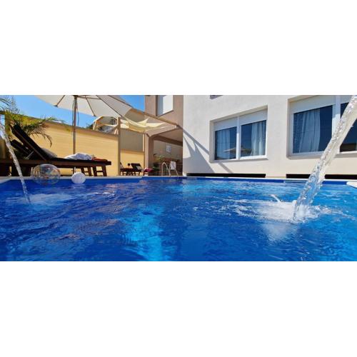 Eight8holiday with heated pool near Split