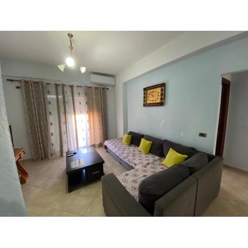 Eklea Apartaments