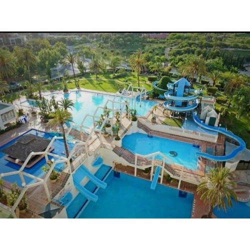 El Capricho de Benalbeach, sólo de sábado a sábado
