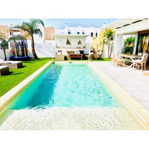 El Palmeral - Exlusive Villa with Private Pool in Corralejo
